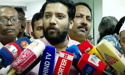 എനിക്ക് വടകരയിൽ ഫ്ലാറ്റുണ്ടെന്ന് ആരെങ്കിലും പറഞ്ഞോ: രാഹുൽ മാങ്കൂട്ടത്തിലിനെതിരായ കേസിൽ പ്രതികരിച്ച് ഷാഫി പറമ്പിൽ