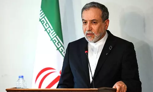 ഇറാൻ പ്രക്ഷോഭം: സൈനിക നടപടിക്കൊരുങ്ങി അമേരിക്ക, യുദ്ധത്തിന് തയ്യാറെന്ന് ഇറാൻ