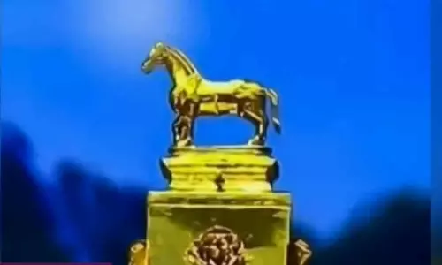 തന്ത്രിയുടെ വീട്ടിൽ നിന്ന് കണ്ടെത്തിയ ശബരിമലയിലെ വാജി വാഹനം കോടതിയിൽ ഹാജരാക്കി എസ്ഐടി