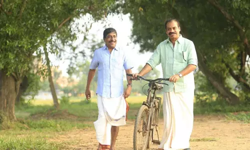 മറുപടിക്ക് കാത്തുനിൽക്കാതെ  ശ്രീനി പോയി, ഞാൻ നടുക്കടലിലായി; ഹൃദയം തൊടുന്ന കുറിപ്പുമായി സത്യൻ അന്തിക്കാട്