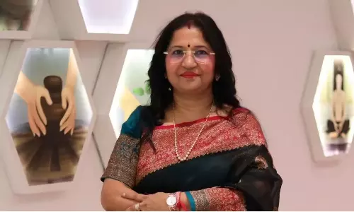 അച്ഛനെ ദഹിപ്പിക്കാൻ സീലിംഗ് ഫാൻ വിറ്റ അമ്മ; 157 കോടി രൂപയുടെ സാമ്രാജ്യത്തിലേക്ക് വളർന്ന സ്ത്രീയുടെ വിജയകഥ