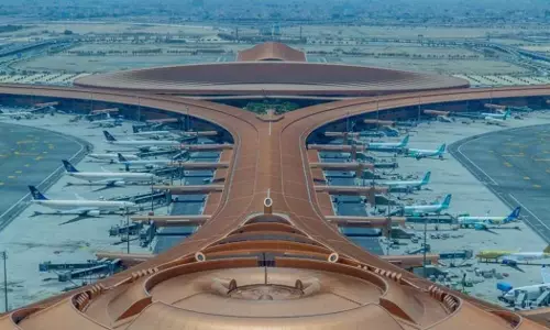ജിദ്ദ വിമാനത്താവളത്തിൽ ക്രോസ് റൺവേ ടേക്ക്ഓഫ് പ്രവർത്തനങ്ങൾക്ക് അനുമതി