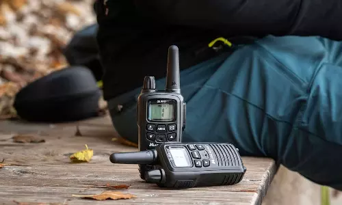 നിയമവിരുദ്ധമായി വാക്കി-ടോക്കി വിൽപ്പന നടത്തി;  ഫ്ലിപ്കാർട്ടും ആമസോണും ഉൾപ്പെടെ 13 ഇ-കൊമേഴ്‌സ് സൈറ്റുകൾക്ക് പിഴ ചുമത്തി സിസിപിഎ