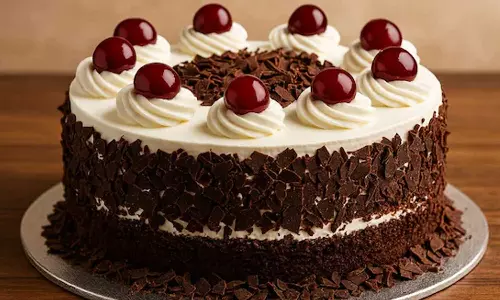 ബ്ലാക്ക് ഫോറസ്റ്റിൽ ഫോറസ്റ്റുണ്ടോ? കേക്കിന്റെ പേരിന് പിന്നിൽ ഒരു കഥയുണ്ട്