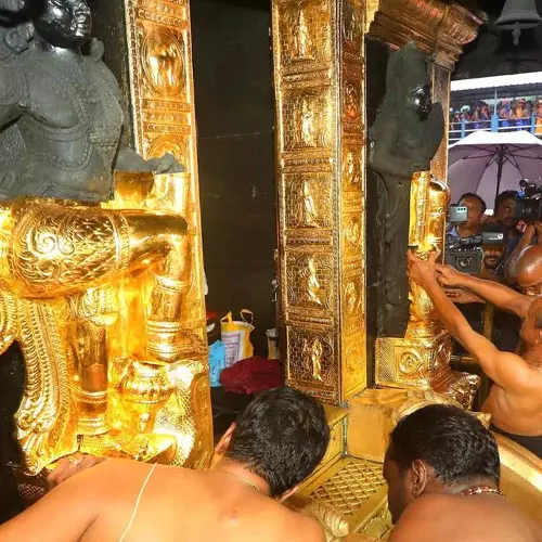 ശബരിമല സ്വര്‍ണക്കൊള്ളയില്‍ സിബിഐ അന്വേഷണം വേണം; ആവശ്യവുമായി ഹൈന്ദവ സംഘടനകളുടെ കൂട്ടായ്മ