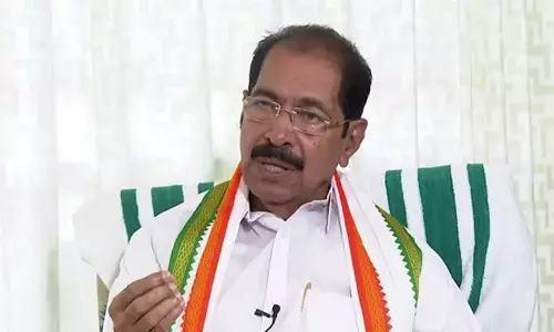 എല്ലാവരുമായും സൗഹൃദത്തില്‍ പോകാന്‍ ആഗ്രഹിക്കുന്നു, അനാവശ്യ വിവാദമുണ്ടാക്കിയത് സജി ചെറിയാൻ: സണ്ണി ജോസഫ്