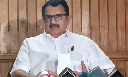 അയിഷാ പോറ്റി കോൺഗ്രസിൽ ചേർന്നപ്പോൾ എല്ലാവരും പ്രതികരിച്ചു, എസ്.രാജേന്ദ്രൻ ബിജെപിയിൽ പോയപ്പോൾ ആരും ഒന്നും പറഞ്ഞില്ല; കെ. മുരളീധരൻ