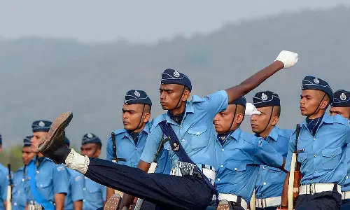 വ്യോമസേനയിൽ അഗ്നിവീർ ആവാം; അപേക്ഷ ഫെബ്രുവരി ഒന്ന് വരെ