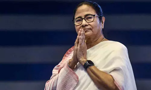 സാങ്കേതിക പിഴുവുകൾ ചൂണ്ടിക്കാട്ടി ആളുകളെ ഹിയറിംഗിന് വിളിപ്പിച്ച് ബുദ്ധിമുട്ടിക്കരുത്- മമത ബാനർജി