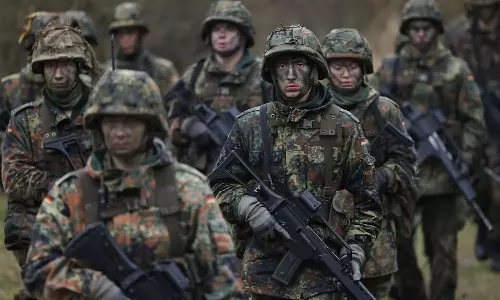 സൈന്യത്തിലെ എണ്ണം വർധിപ്പിച്ച് ജർമനി; ഒരുങ്ങുന്നത് റഷ്യയുമായുള്ള യുദ്ധത്തിനോ?