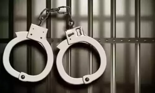 കെഎസ്‌യു പ്രവർത്തകനെയും സുഹൃത്തിനെയും മർദിച്ചു; എസ്എഫ്ഐ ജില്ലാ സെക്രട്ടറി ഉൾപ്പെടെ നാല് പേർക്കെതിരെ കേസ്