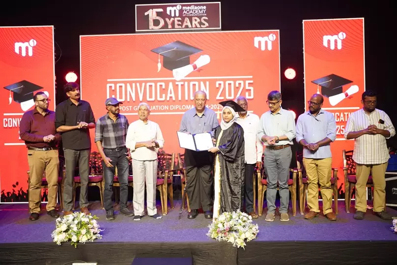 മീഡിയവൺ അക്കാദമിയിൽ 15-ാമത് ബാച്ചിന്റെ ബിരുദദാന ചടങ്ങ് നടന്നു മീഡിയവൺ അക്കാദമിയിൽ 15-ാമത് ബാച്ചിന്റെ ബിരുദദാന ചടങ്ങ് നടന്നു