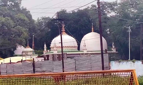 സരസ്വതി പൂജയും ജുമുഅയും ഒരു ദിവസം; ഭോജ്ശാല കമാൽ മൗല മസ്ജിദിൽ സമയക്രമീകരണം ഏർപ്പെടുത്തി സുപ്രിംകോടതി