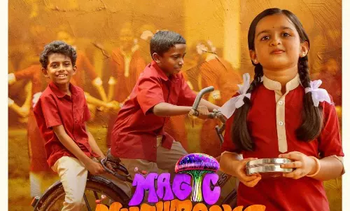 കുഞ്ഞാൻ തുമ്പീ...കുറുവാൽ തുമ്പീ; നാദിർഷായുടെ മകളും വിനീത് ശ്രീനിവാസനും ആലപിച്ച ഗാനം പുറത്ത്