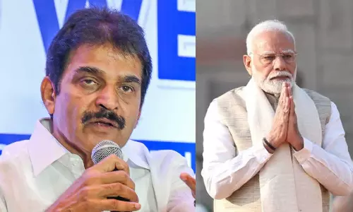 വര്ഗീയത പറയാന് മാത്രം പ്രധാനമന്ത്രി വരുന്നത് നാണക്കേട്, കേരളത്തിന്റെ ചരിത്രം ആദ്യം മോദി പഠിക്കണം: കെ.സി വേണുഗോപാല് വര്ഗീയത പറയാന് മാത്രം പ്രധാനമന്ത്രി വരുന്നത് നാണക്കേട്, കേരളത്തിന്റെ ചരിത്രം ആദ്യം മോദി പഠിക്കണം: കെ.സി വേണുഗോപാല്