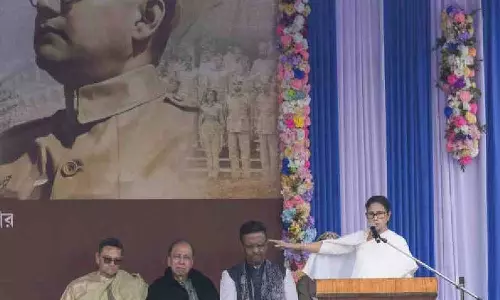 ജീവിച്ചിരിപ്പുണ്ടായിരുന്നു​വെങ്കിൽ സുഭാഷ് ചന്ദ്രബോസിനെയും പൗരത്വം​ തെളിയിക്കാൻ വിളിച്ചുവരുത്തുമായിരുന്നോ​?: മമത ബാനർജി