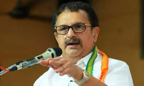 അയ്യപ്പന്റെ സ്വർണം മുതൽ രക്തസാക്ഷി ഫണ്ട് വരെ കക്കുന്ന പാർട്ടിയായി മാർക്സിസ്റ്റുകാർ അധഃപതിച്ചു: കെ. മുരളീധരൻ