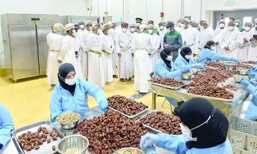 New date commercial complex opens in Nizwa with 30,000 ton production capacity