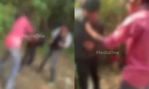 മുഖത്തും തലക്കും വടികൊണ്ട് അടിച്ചു, കാല് പിടിച്ച് മാപ്പ് പറയിപ്പിച്ചു; കല്‍പ്പറ്റയില്‍ പതിനാറുകാരന് ക്രൂരമര്‍ദനം