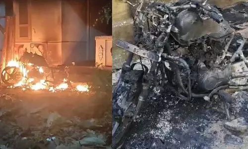 കോണ്‍ഗ്രസ് വാര്‍ഡ് മെമ്പറിന്റെ വീടിന് നേരെ ആക്രമണം; ബൈക്കിന് തീയിട്ടു, പിന്നില്‍ സിപിഎം പ്രവര്‍ത്തകരെന്ന് പരാതി