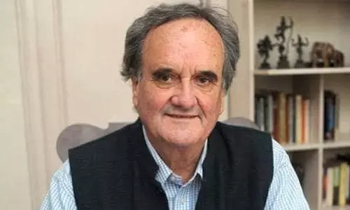 പ്രശസ്ത മാധ്യമപ്രവർത്തകനും എഴുത്തുകാരനുമായ മാർക് ടുള്ളി അന്തരിച്ചു