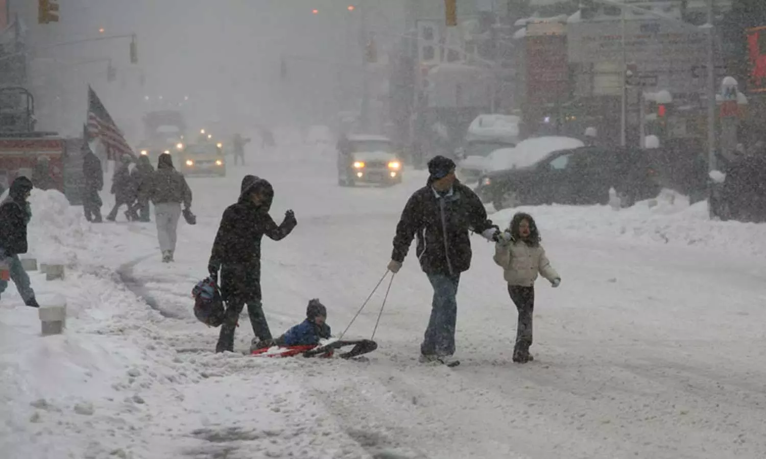 അമേരിക്കയിൽ അതിശൈത്യം; 11 മരണം, 23 സംസ്ഥാനങ്ങളിൽ അടിയന്തരാവസ്ഥ അമേരിക്കയിൽ അതിശൈത്യം; 11 മരണം, 23 സംസ്ഥാനങ്ങളിൽ അടിയന്തരാവസ്ഥ