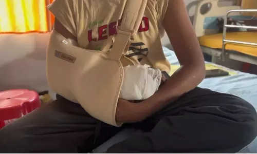 വയനാട്ടിൽ സ്കൂൾ ബസിൽ വച്ച്  അഞ്ചാം ക്ലാസുകാരന് സഹപാഠിയുടെ മര്‍ദനം; കൈ തല്ലിയൊടിച്ചു