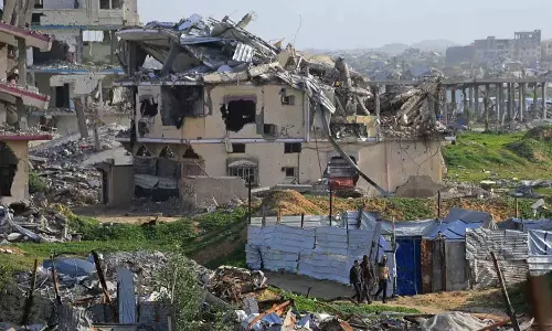 റഫ അതിർത്തി വീണ്ടും തുറക്കാൻ അനുവദിക്കുമെന്ന് ഇസ്രായേൽ; ഫലസ്തീനികളെ പുറത്താക്കാനുള്ള നീക്കമെന്ന് ആശങ്ക