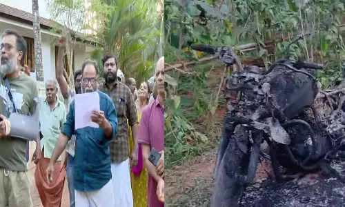 വി. കുഞ്ഞികൃഷ്ണനെ അനുകൂലിച്ച് പ്രകടനം; നേതൃത്വം നൽകിയയാളുടെ ബൈക്ക് കത്തിച്ചു