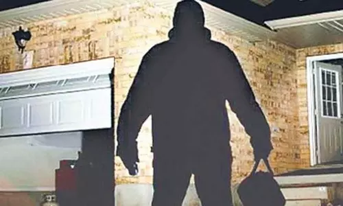 ബൈക്കിലെത്തി മോഷണം; തിരുവനന്തപുരത്ത് 75 പവൻ സ്വർണം കവർന്നയാൾ പിടിയിൽ