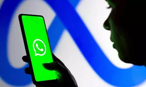 ഇത് ചതി, വാട്‌സ്ആപ്പ് ചാറ്റുകളൊക്കെ മെറ്റ കാണുന്നു, ചോർത്തുന്നു:  കോടതിയെ സമീപിച്ച് ഉപയോക്താക്കൾ