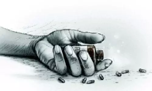 ആദിവാസി ആയതിനാൽ ഉദ്യോഗസ്ഥർ പട്ടയം നൽകിയില്ല; മനംനൊന്ത് ആത്മഹത്യയ്ക്ക് ശ്രമിച്ച് യുവതി