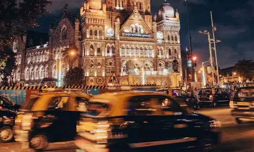 ഞാൻ പറ്റിച്ചു, ഇനിയാരും പറ്റിക്കാതിരിക്കട്ടെ; മുംബൈ ടാക്‌സി ഡ്രൈവറുടെ സത്യസന്ധമായ തട്ടിപ്പ്