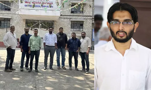 Solidarity State President Visits Zakariya in Parappana Agrahara Jail