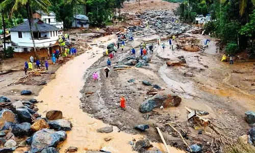 ചൂരല്‍മല ദുരിതബാധിതരുടെ കടങ്ങള്‍ സര്‍ക്കാര്‍ ഏറ്റെടുക്കും, വായ്പാ തുകയായ 18.75 കോടി മുഖ്യമന്ത്രിയുടെ ദുരിതാശ്വാസ ഫണ്ടില്‍ നിന്നും നല്‍കും