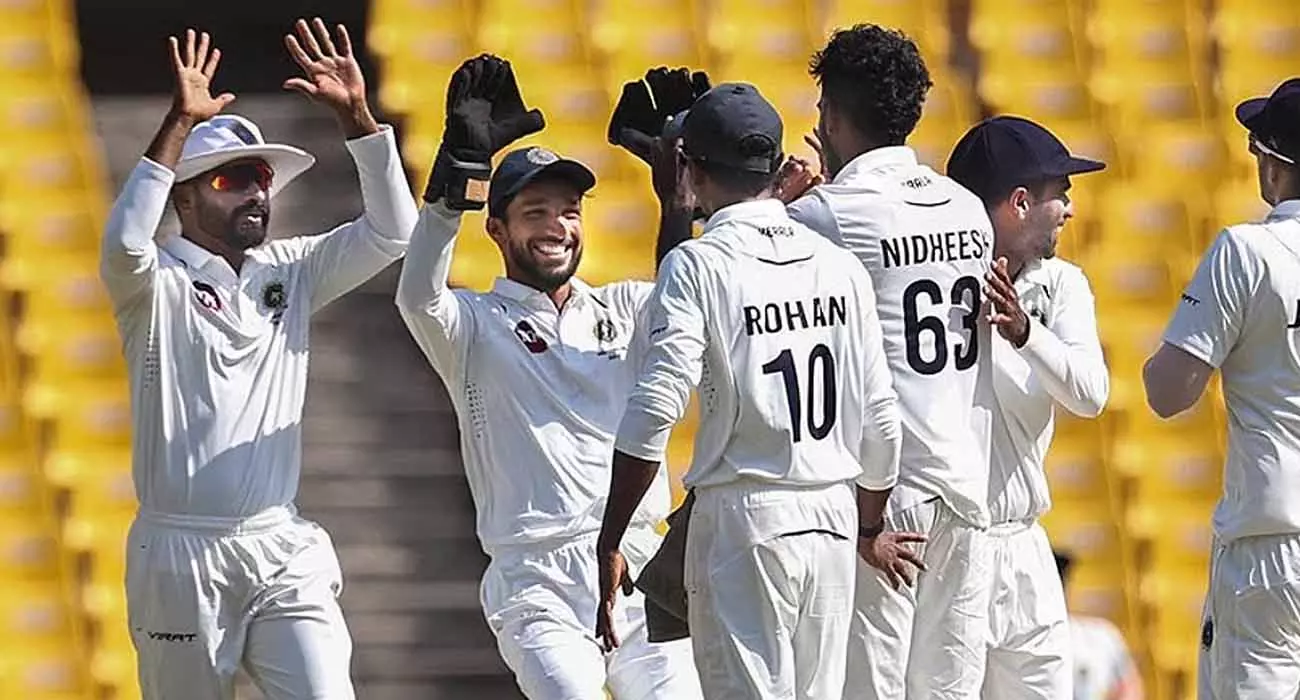 Ankit Sharma takes five wickets; Kerala takes lead on first day of Ranji Trophy Ankit Sharma takes five wickets; Kerala takes lead on first day of Ranji Trophy