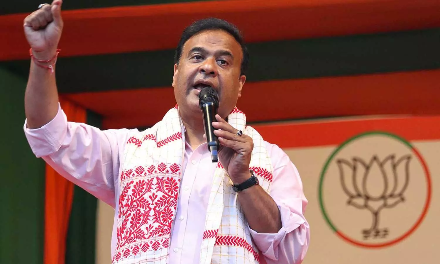 Hire Assamese Workers Not Miya Muslims Himanta Sarma Tells Contractors Hire Assamese Workers Not Miya Muslims Himanta Sarma Tells Contractors