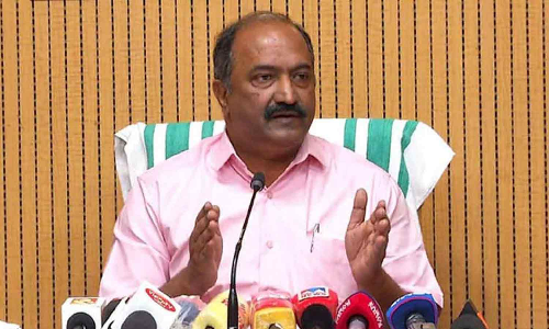 ഖജനാവിൽ പൂച്ച പെറ്റു കിടക്കാൻ കാരണം കേന്ദ്ര അവ​ഗണന; പ്രതിപക്ഷ നേതാവിന് മറുപടിയുമായി ധനമന്ത്രി