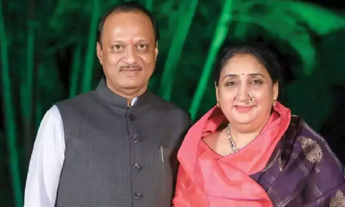 മഹാരാഷ്ട്രയിലെ ആദ്യ വനിതാ ഉപമുഖ്യമന്ത്രി; സുനേത്ര പവാറിന്റെ സത്യപ്രതിജ്ഞ ഇന്ന് മഹാരാഷ്ട്രയിലെ ആദ്യ വനിതാ ഉപമുഖ്യമന്ത്രി; സുനേത്ര പവാറിന്റെ സത്യപ്രതിജ്ഞ ഇന്ന്