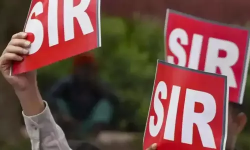 സാങ്കേതിക പ്രശ്നങ്ങൾ വലയ്ക്കുന്നു; എസ്ഐആറിൽ ആശങ്ക ഒഴിയാതെ പ്രവാസികൾ സാങ്കേതിക പ്രശ്നങ്ങൾ വലയ്ക്കുന്നു; എസ്ഐആറിൽ ആശങ്ക ഒഴിയാതെ പ്രവാസികൾ