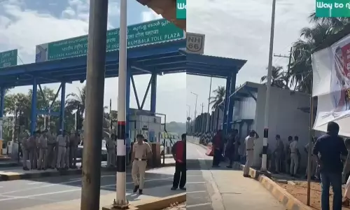 കാസർകോട് കുമ്പളയിലെ ടോൾ പിരിവിനെതിരായ പ്രതിഷേധം;  സിപിഎം ഏരിയാ സെക്രട്ടറിക്കെതിരെ കേസ്