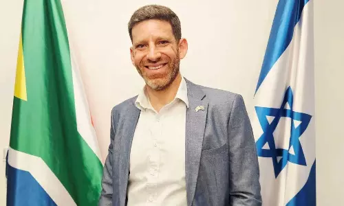 South Africa expels Israels top envoy