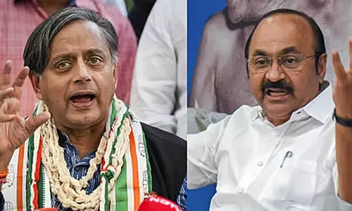 തെരഞ്ഞെടുപ്പ് ഒരുക്കം; ശശി തരൂരിനെ വീട്ടിലെത്തി കണ്ട് പ്രതിപക്ഷ നേതാവ്