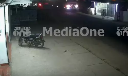 എറണാകുളം ചെല്ലാനത്ത് സ്വകാര്യ ബസ്സിടിച്ച് എട്ടുവയസുകാരന്‍ മരിച്ച സംഭവം; ഡ്രൈവറുടെ ലൈസന്‍സ് റദ്ദാക്കും