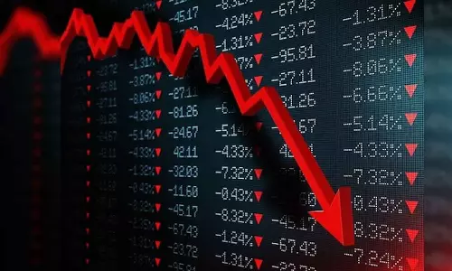 ബജറ്റ് അവതരണത്തിന് പിന്നാലെ ഓഹരി വിപണിയിൽ വൻ തകർച്ച ബജറ്റ് അവതരണത്തിന് പിന്നാലെ ഓഹരി വിപണിയിൽ വൻ തകർച്ച