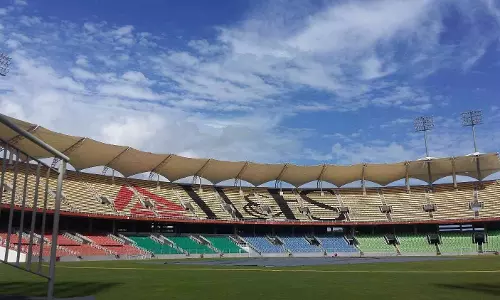 ഇന്ത്യ-ന്യൂസിലൻഡ് ടി20 മത്സരം: കുടിവെള്ള അമിതവിലയിലും കേരള ക്രിക്കറ്റ് അസോസിയേഷൻ ശക്തമായ നടപടികൾ ആരംഭിച്ചു.