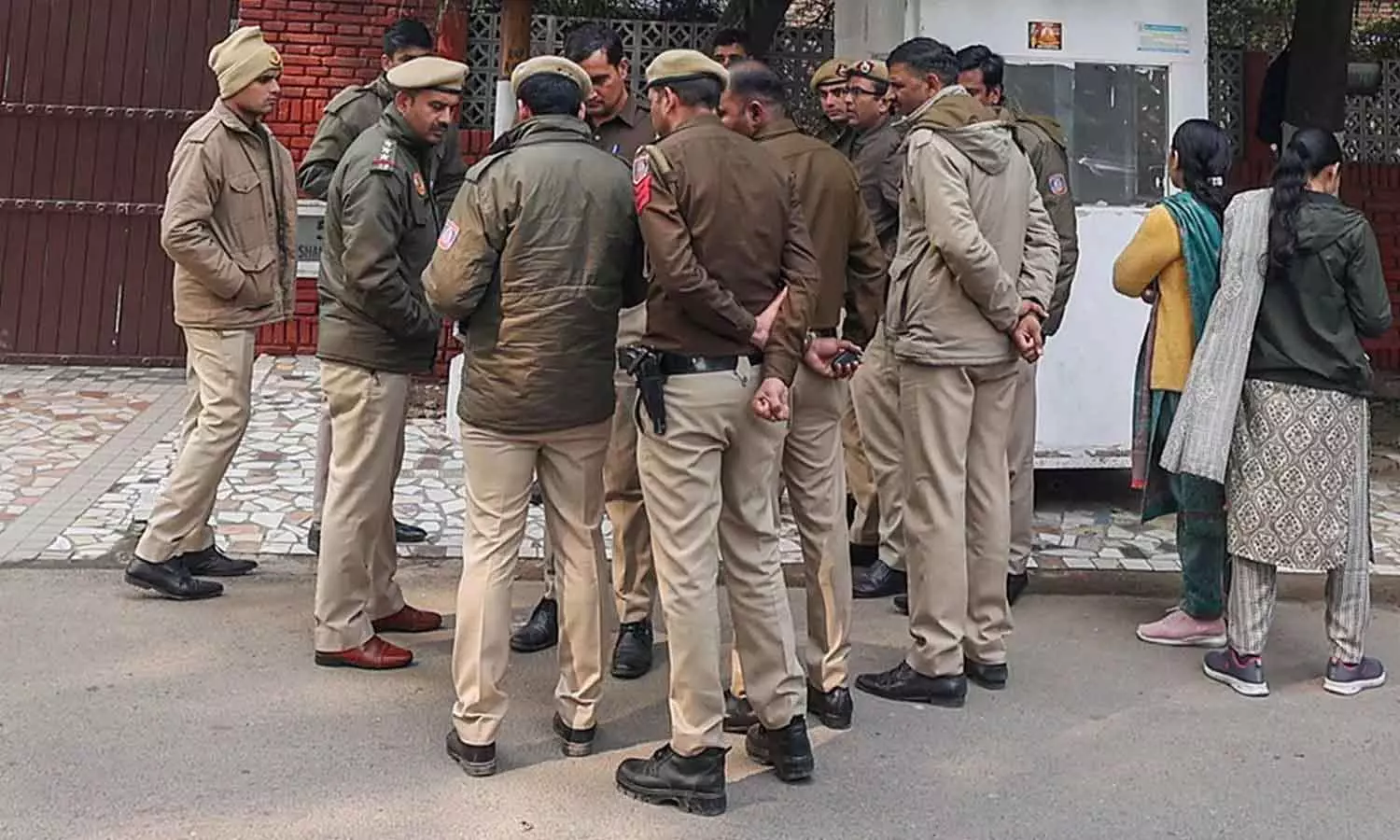 വെള്ളമെടുക്കുന്നതിനും വിറക് ശേഖരിക്കുന്നതിനും വിലക്ക്; ക്രിസ്തുമതത്തിലേക്ക് മാറിയ കുടുംബങ്ങളെ ബഹിഷ്‌കരിച്ച് ഗ്രാമീണർ