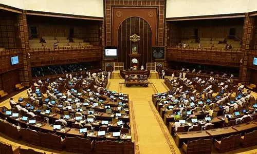 രാഹുൽ മാങ്കൂട്ടത്തിലിന്റെ അയോഗ്യത; തീരുമാനം ഇന്ന്