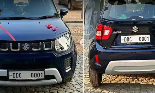 കാറിനെക്കാൾ വിലയുള്ള നമ്പര്‍ പ്ലേറ്റ്; പൊന്നും വില കേട്ട് ഞെട്ടി വാഹനപ്രേമികൾ