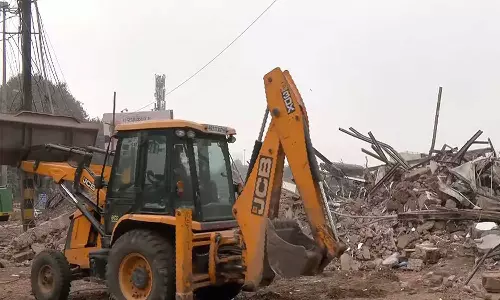 Police, revenue officials injured as locals pelt stones during demolition drive in UP